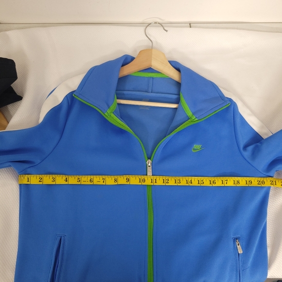 NIKE FULL ZIP COLOR BLUE,GREEN, WHITE ATHLETIC TRACK JACKET - SIZE XL. - Picture 13 of 13